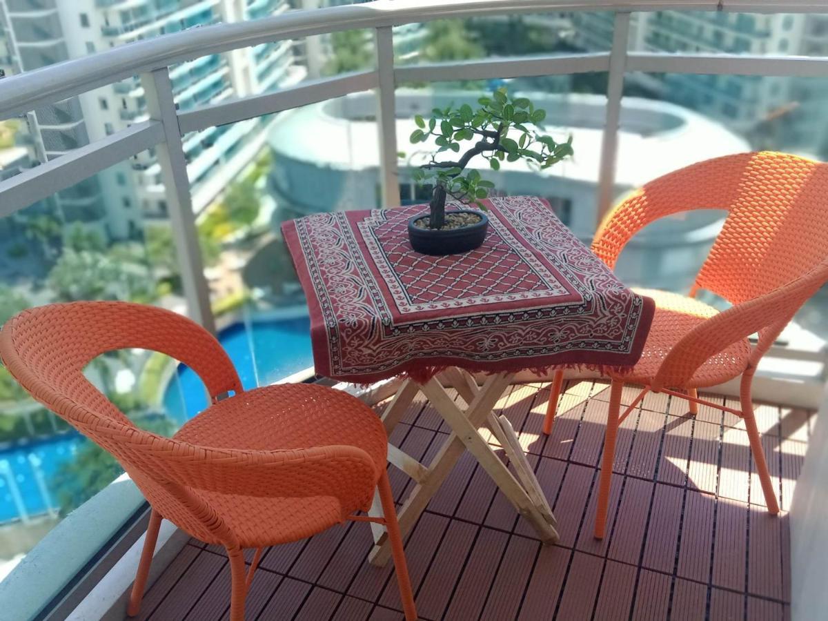 Holiday Escape Philippines Manila Ngoại thất bức ảnh