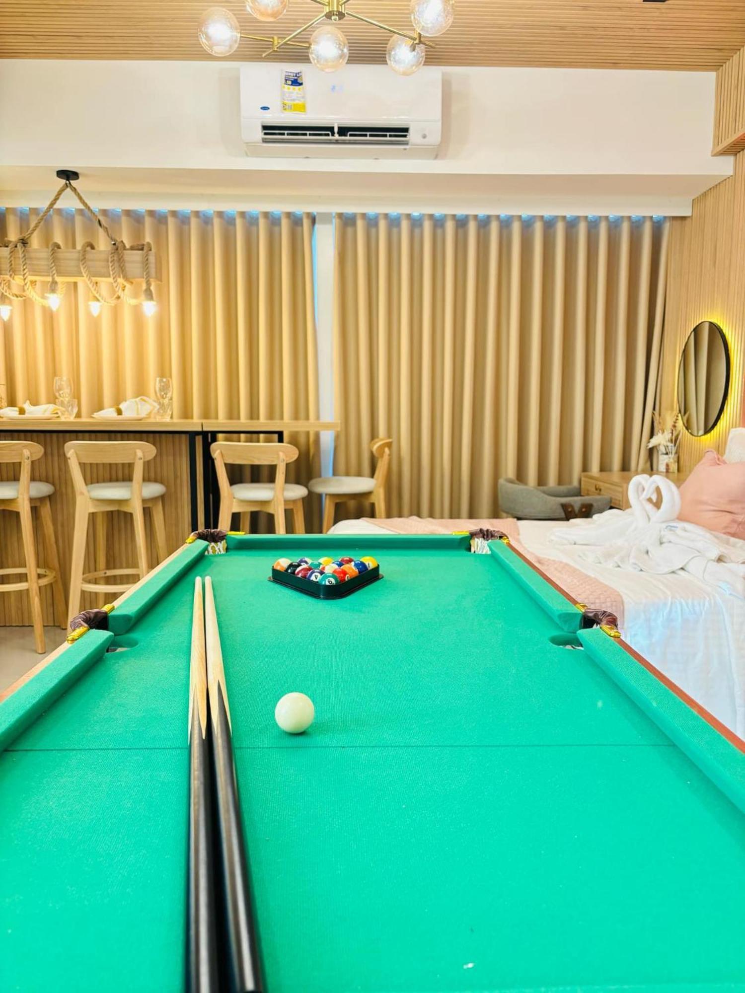 Holiday Escape Philippines Manila Ngoại thất bức ảnh